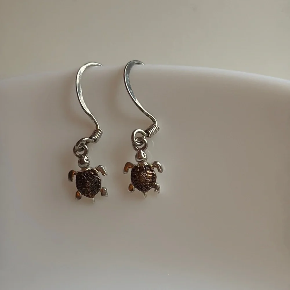 Sterling 925 Silver Turtle Earrings - Picture 2 of 5